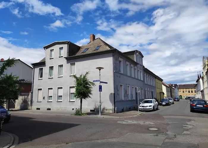 Schoene 3 Raum , 3 - 6 Bett In Lejlighed Schönebeck